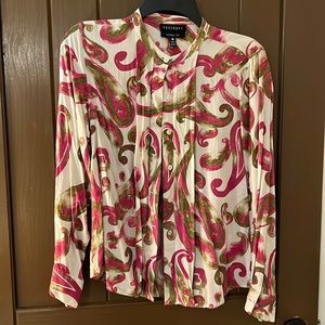 Classy blouse ,so comfy too!! Beautiful colors for office or casual wear